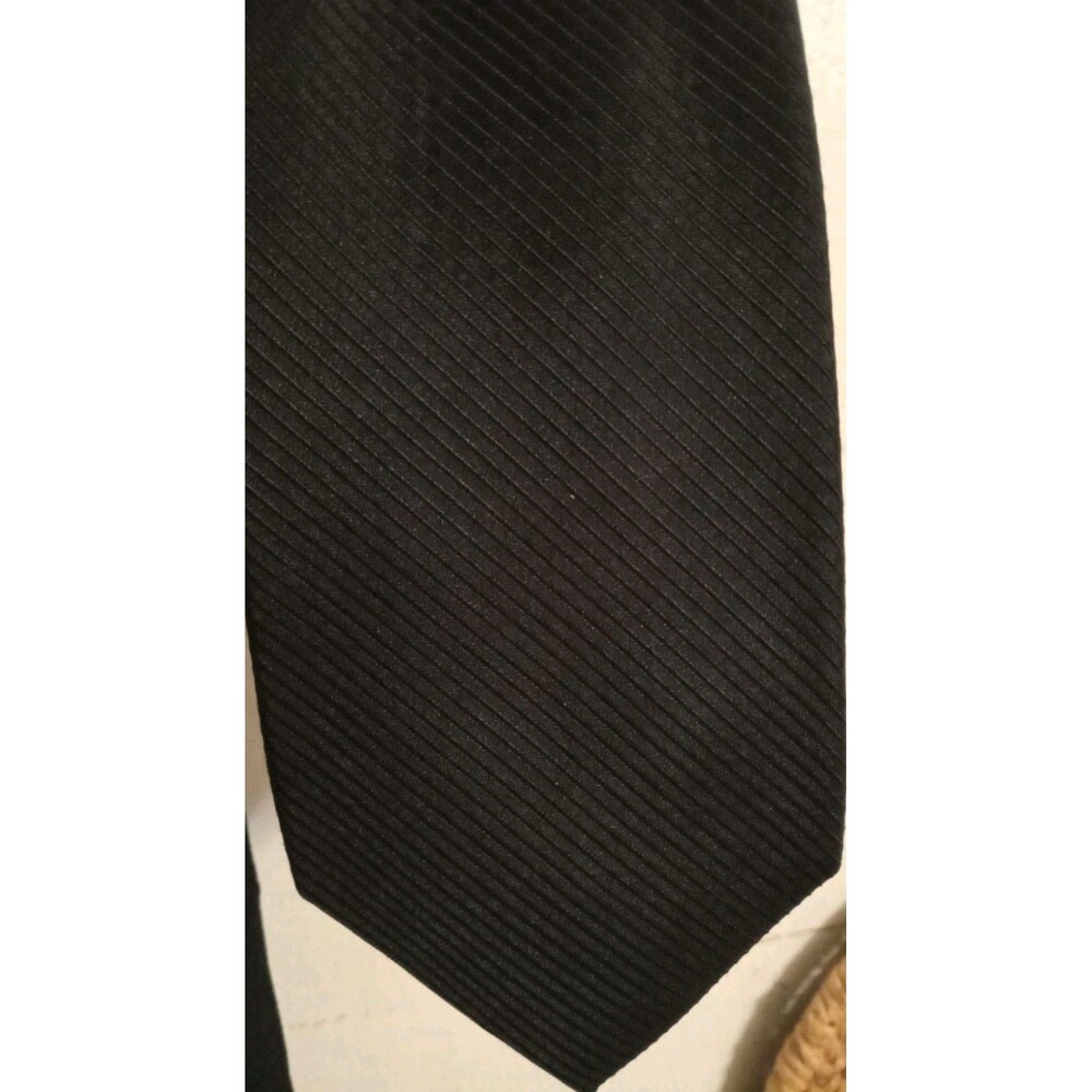 Calvin Klein Tie Solid Black Little Stripes Pintuc New W Tag Original 70$ 👔